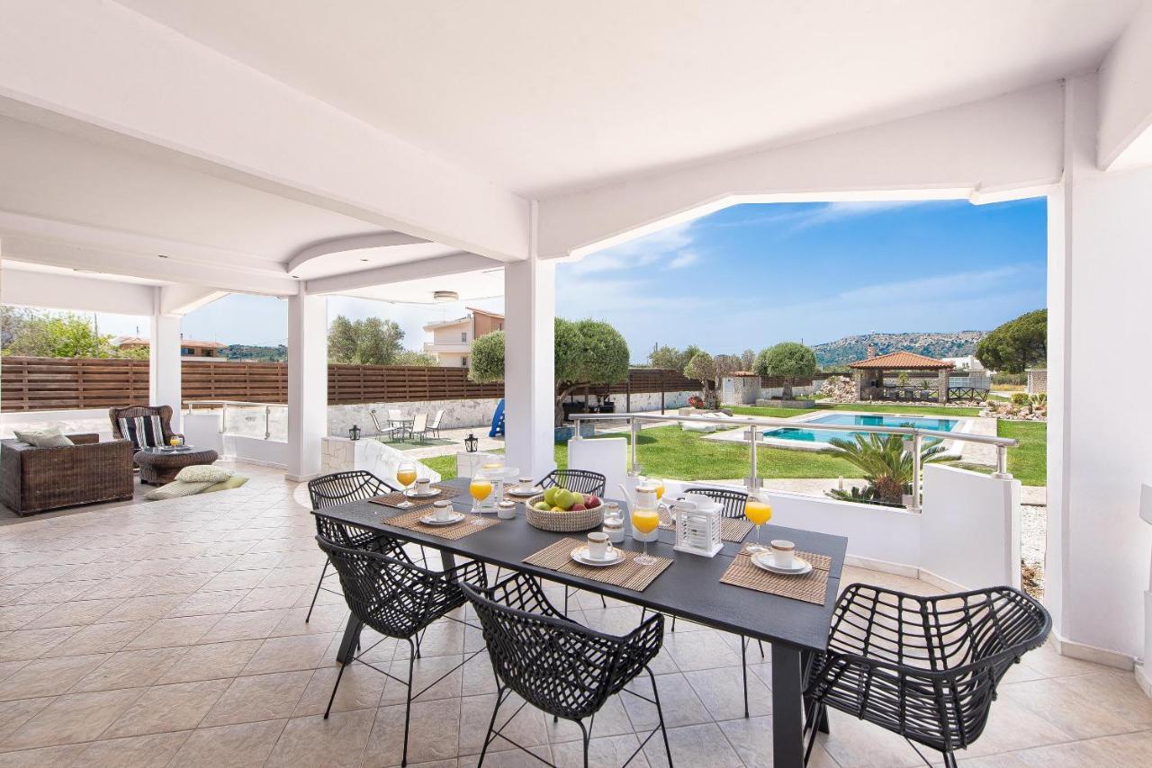 Marble Pool Villa Pastida ภายนอก รูปภาพ
